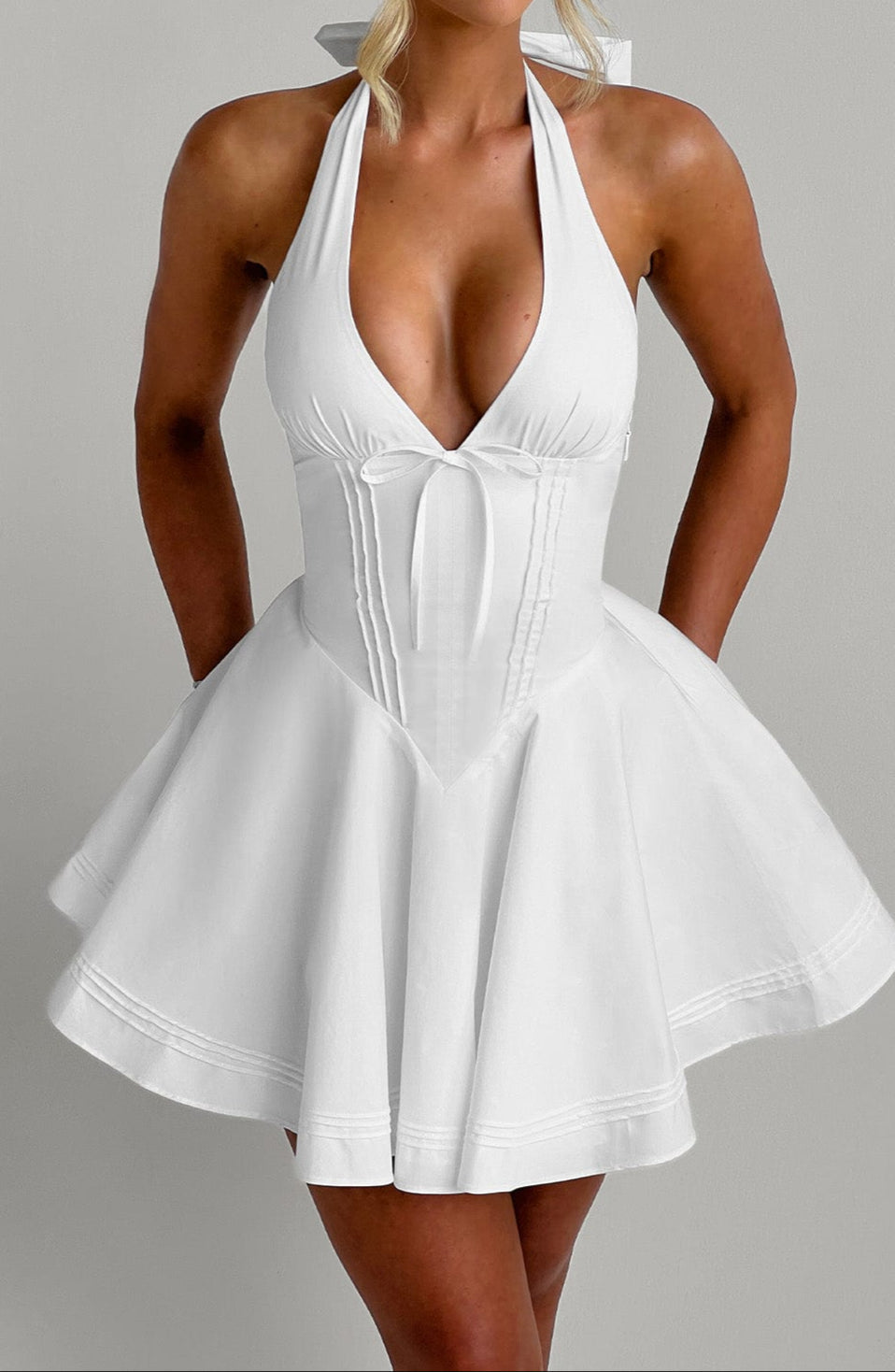 Women's Cocktail Dress – Mini Halter Neck with Fitted Bodice and Flared Skirt 5