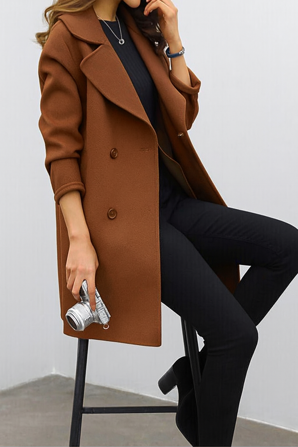 Women's Double-Breasted Trench Coat – Oversized Fit for Winter with Wide Lapel 0