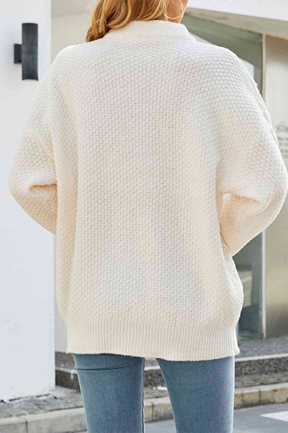 Women's Oversized Chunky Knit Jumper – Cream Cable Knit Sweater for Autumn and Winter 1