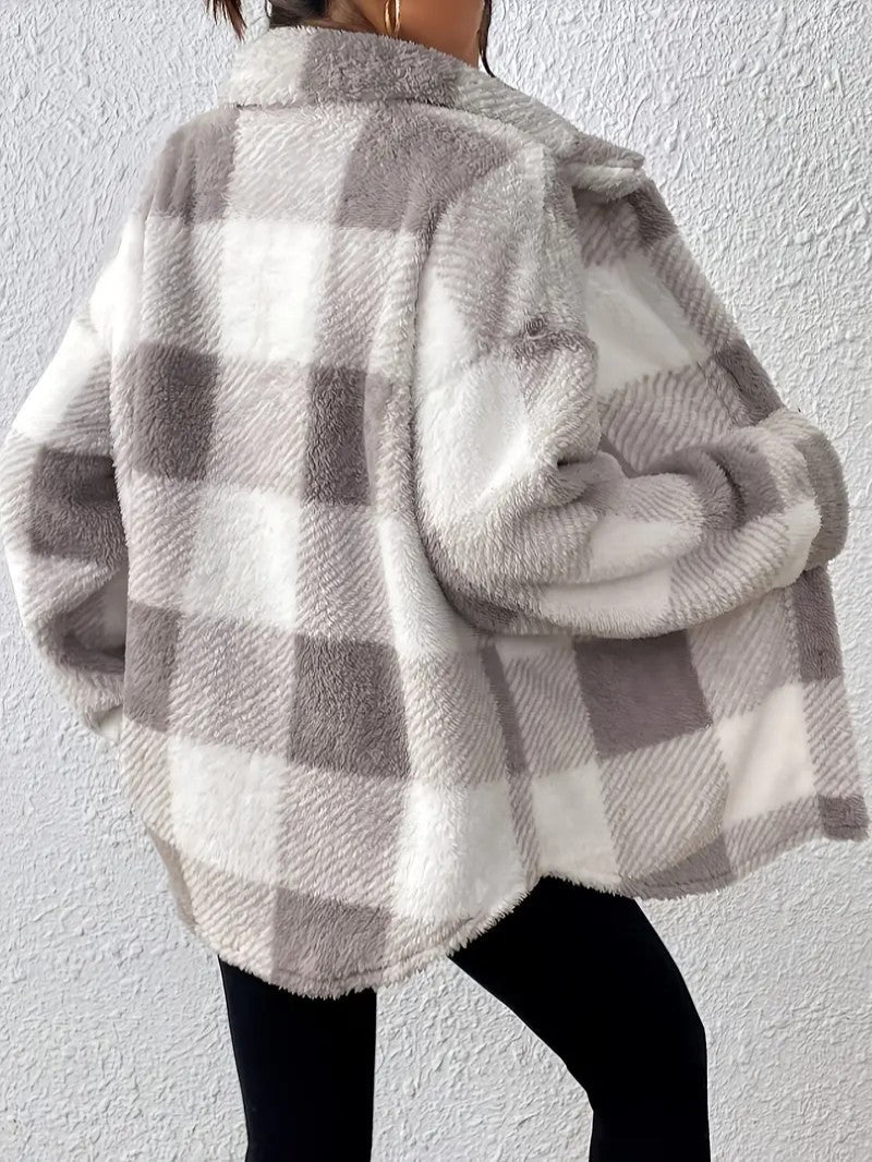 Women's Plaid Winter Jacket – Button Up with Folded Collar for Cold Weather 1