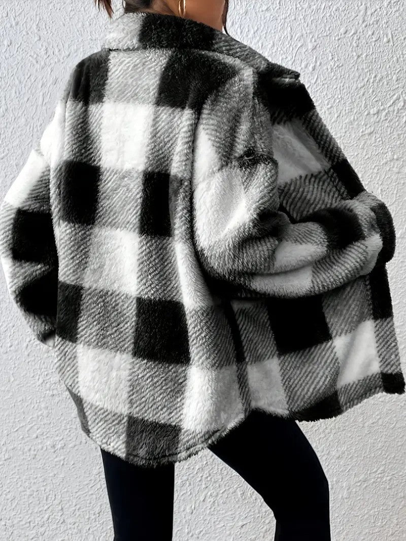 Women's Plaid Winter Jacket – Button Up with Folded Collar for Cold Weather 6