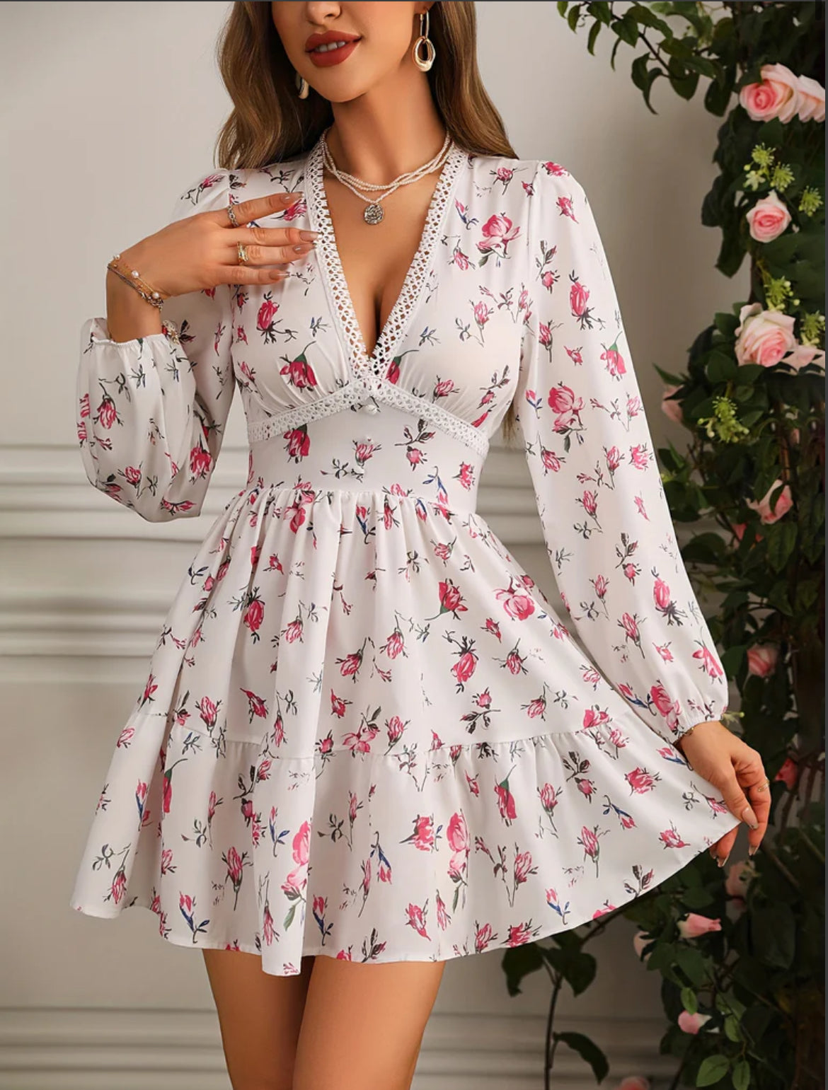 Women's Summer Floral Mini Dress with Balloon Sleeves – V-Neck for Warm Weather 1