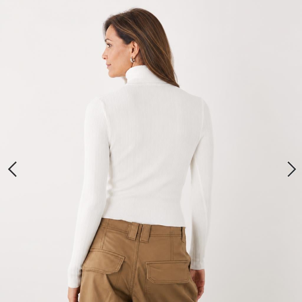 Ribbed Long Sleeve Knit Top with Mock Neck – Slim Fit for Layering and Casual Outfits - We are MFEO