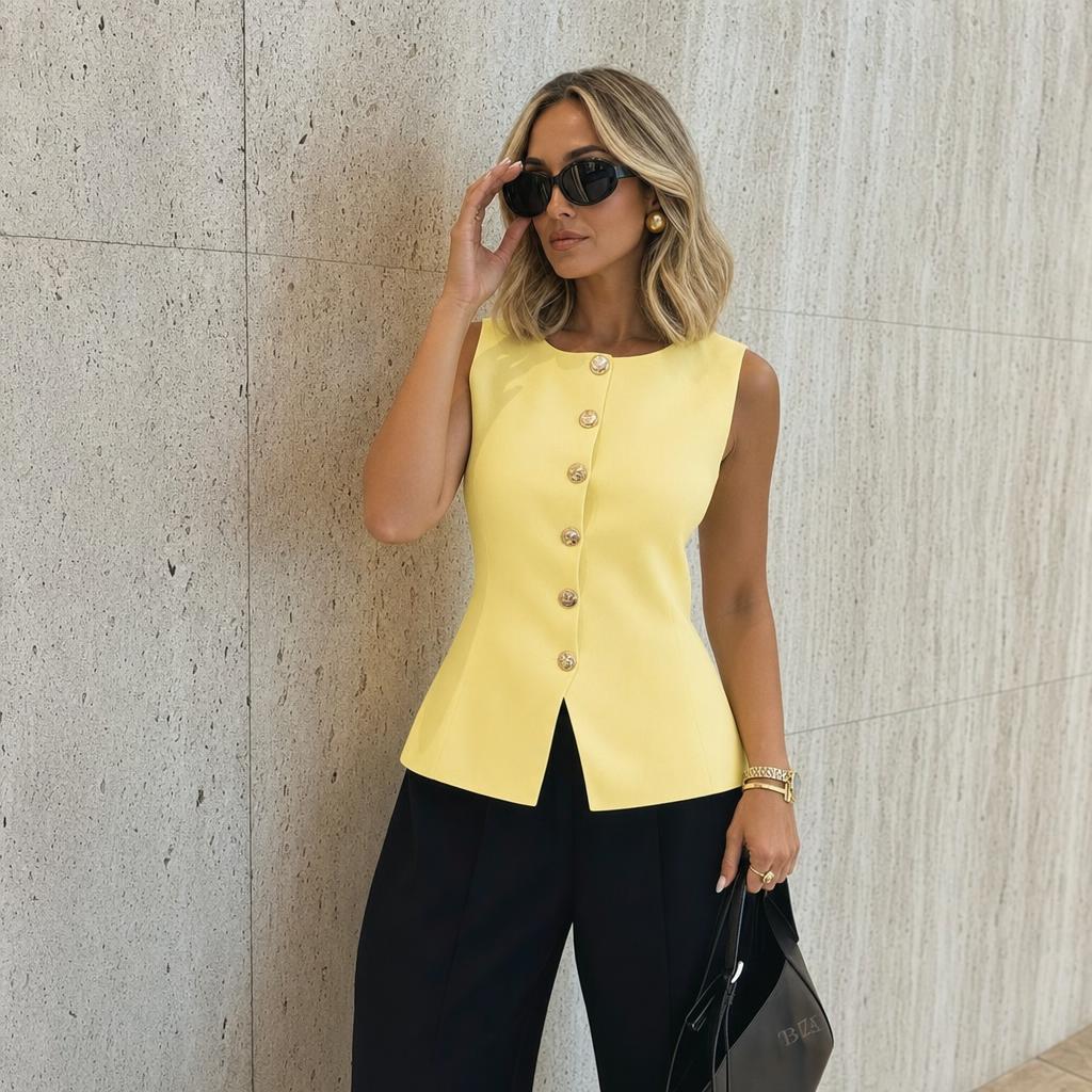 Women's Knitted Vest with Button Front – Waist-Defining Fit and Split Hem 4