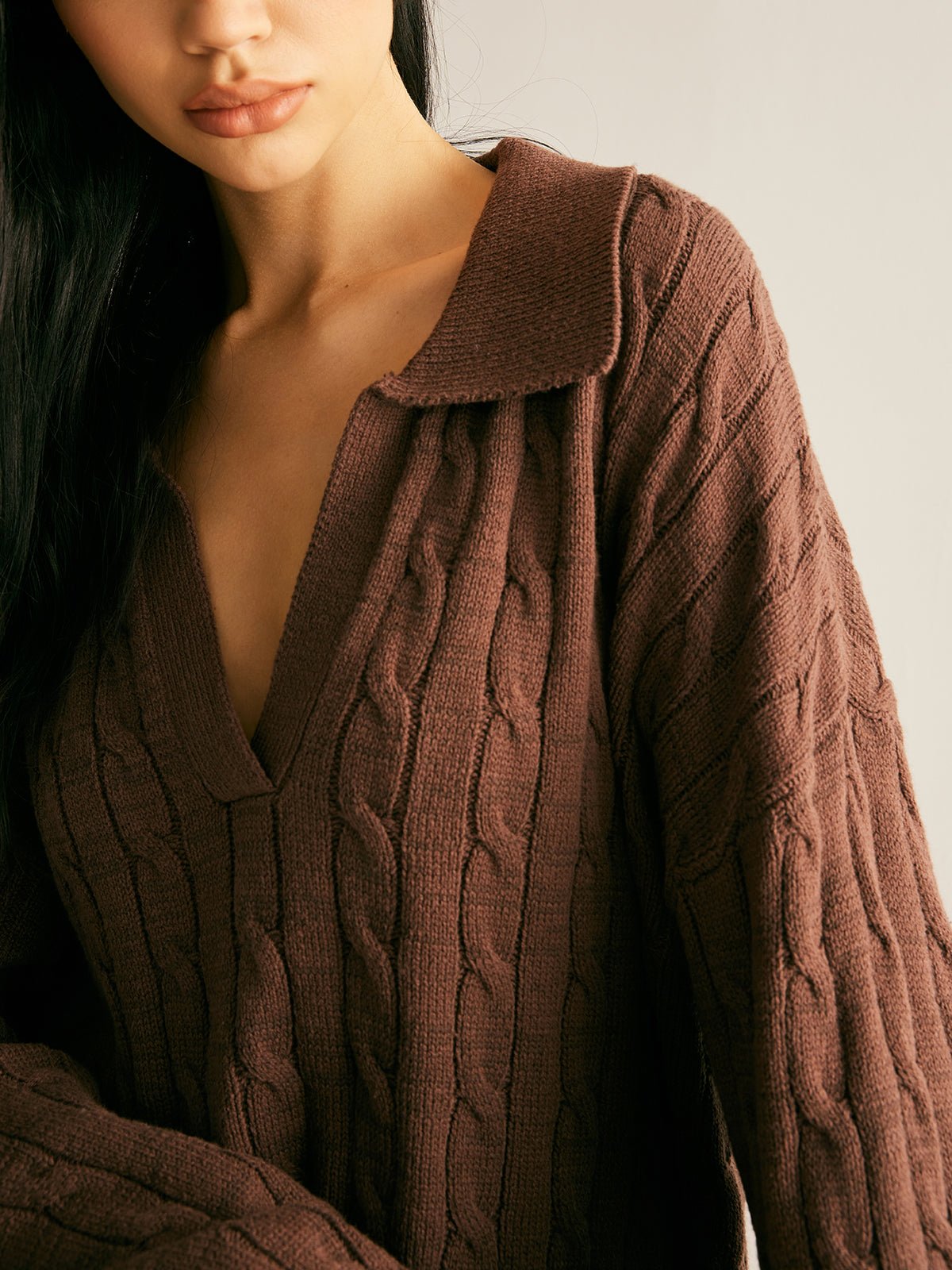 Women's Oversized Cable Knit Jumper with V-Neck and Spread Collar - We are MFEO