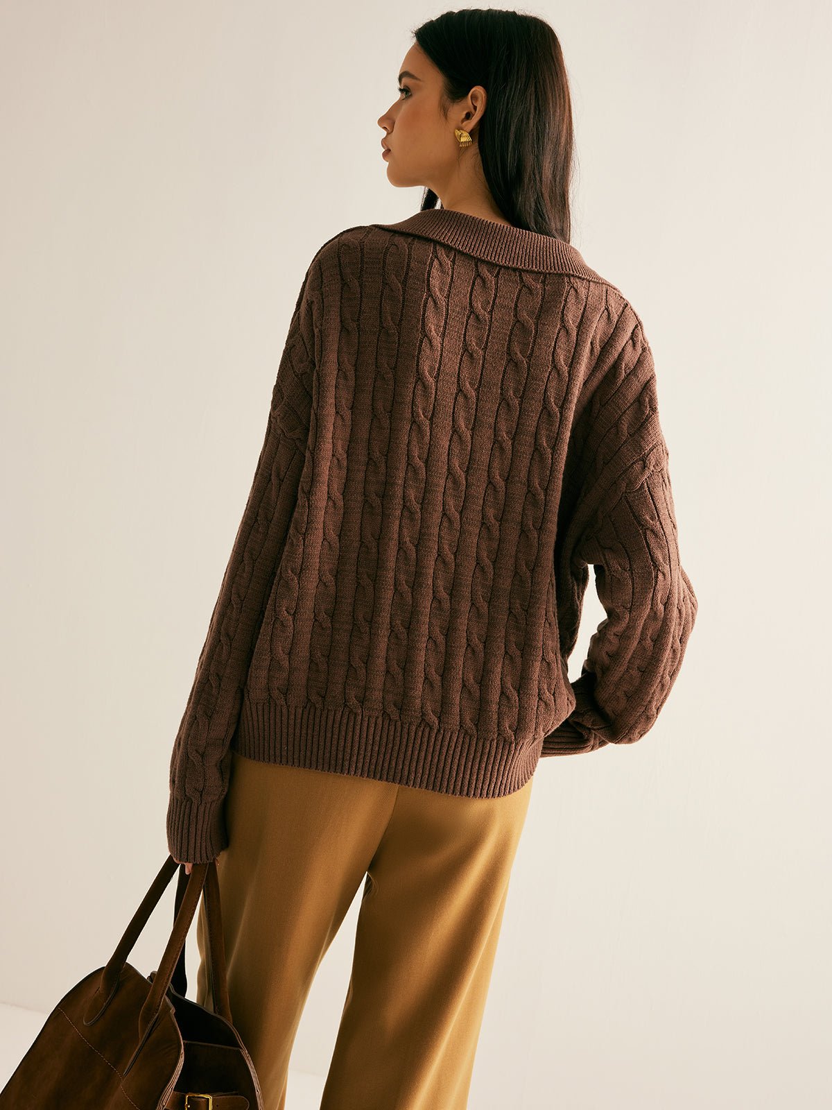 Women's Oversized Cable Knit Jumper with V-Neck and Spread Collar - We are MFEO
