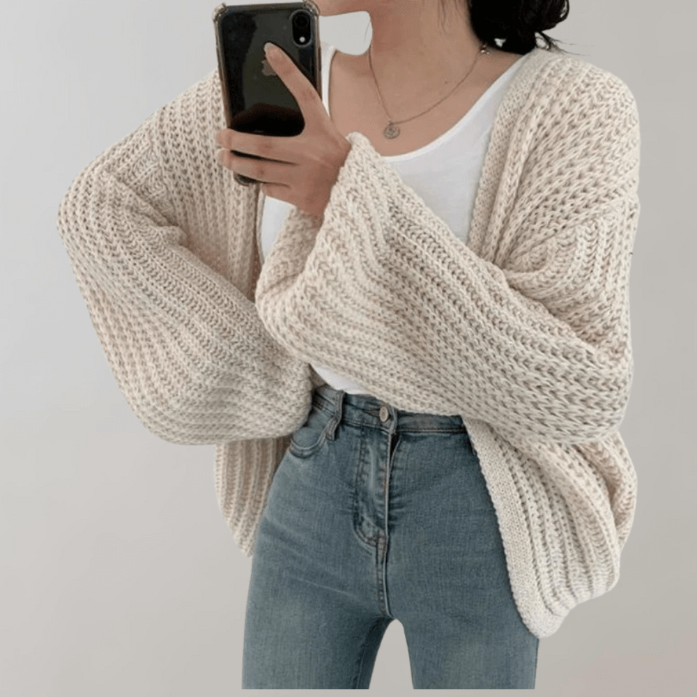 Women's Oversized Cropped Cardigan – Chunky Knit - We are MFEO
