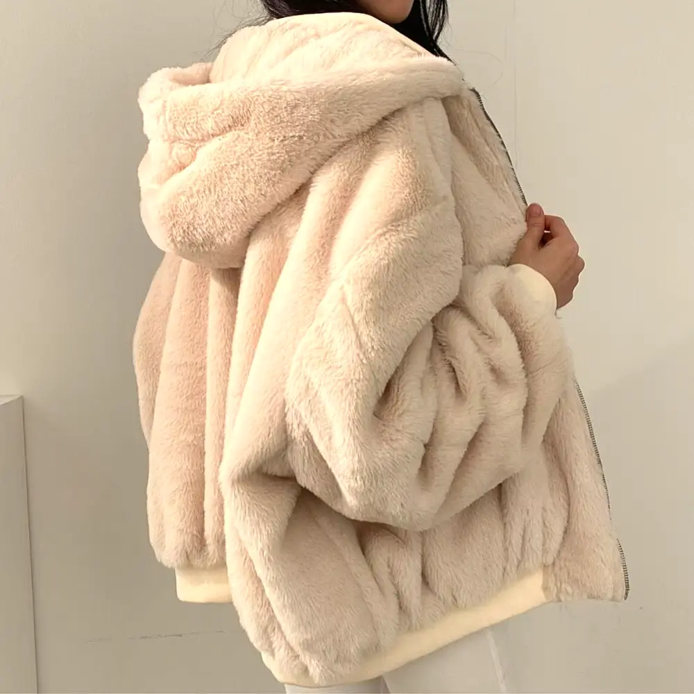 Oversized Zip Hoodie for Women – Reversible Design, Ideal for Cooler Weather 4