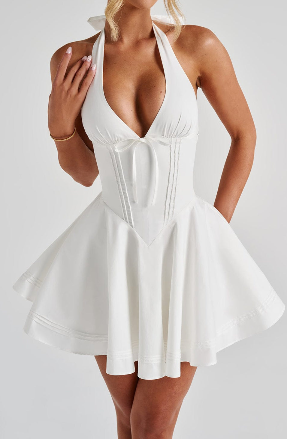 Women's Cocktail Dress – Mini Halter Neck with Fitted Bodice and Flared Skirt 3