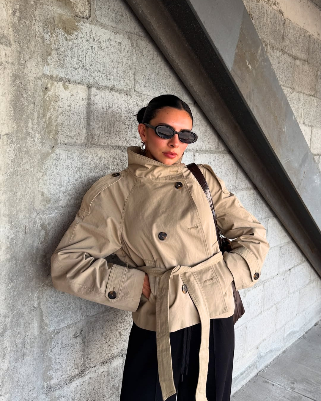 Women's Cropped Trench Coat – Double-Breasted with Belt for Versatile Styling 1