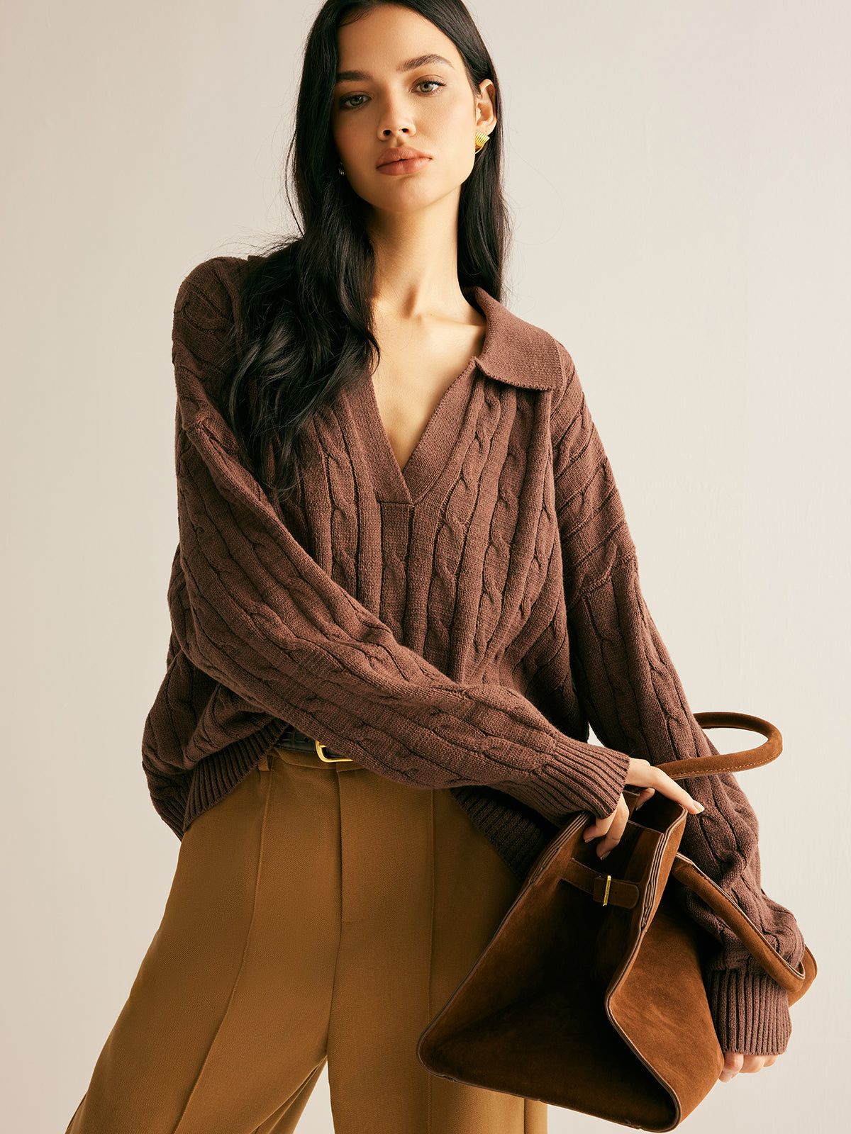 Women's Oversized Cable Knit Jumper with V-Neck and Spread Collar for Smart-Casual Wear 2