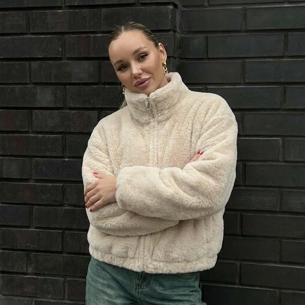 Women's Puffer Jacket for Winter – Oversized Fit with High Collar and Full Zip Closure 1
