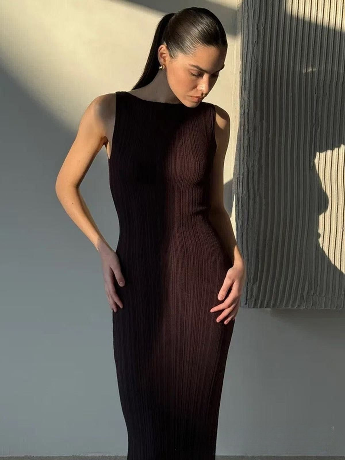 Women's Ribbed Maxi Dress – Sleeveless Round Neck for Year-Round Casual and Dressy Looks 7
