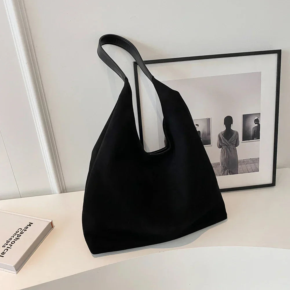 Women's Tote Bag for Travel – Spacious Shoulder Bag with Relaxed Silhouette 5