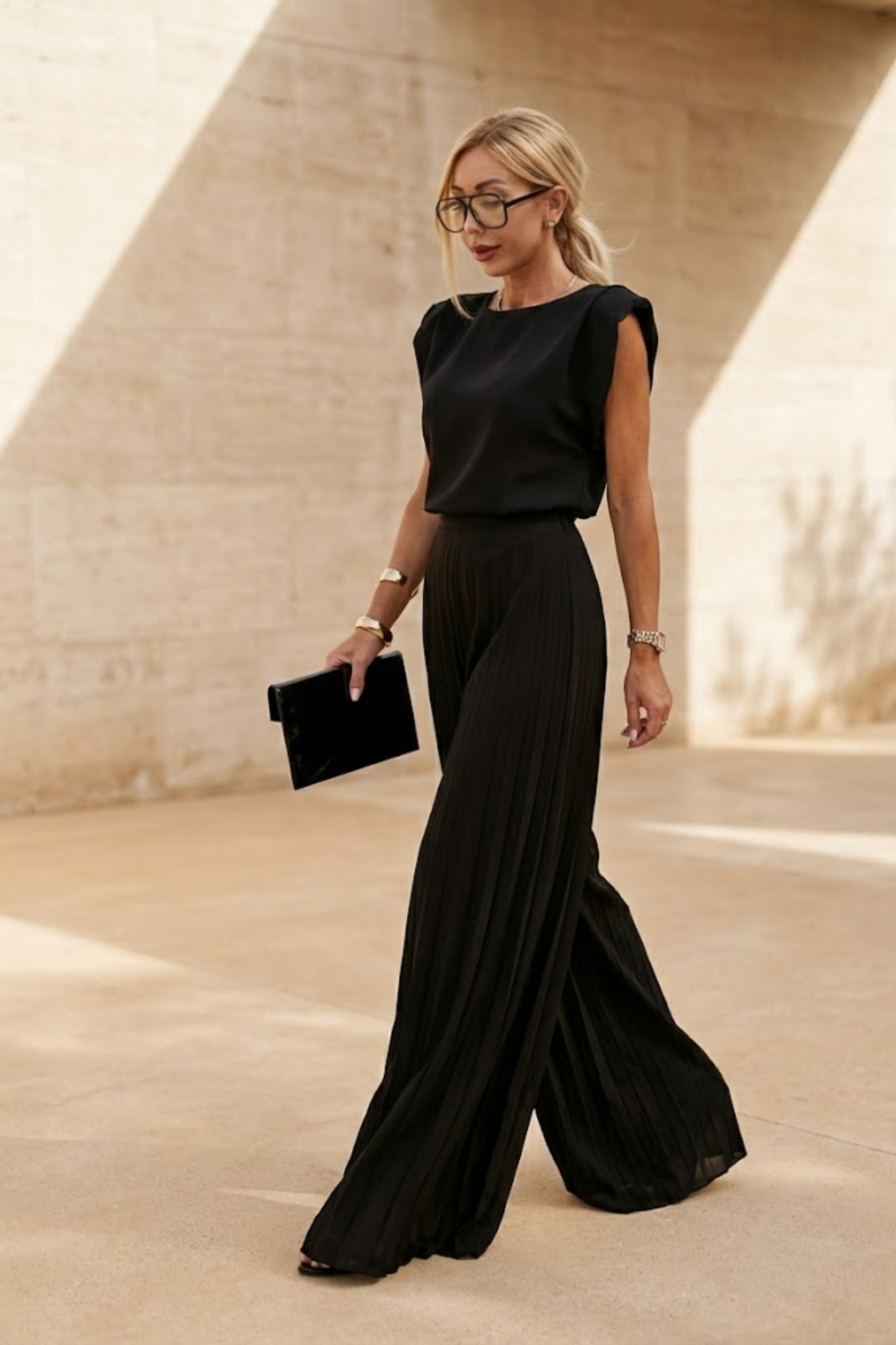 Women's Wide-Leg Jumpsuit with Pleats – Structured Shoulders for Evening Events 3