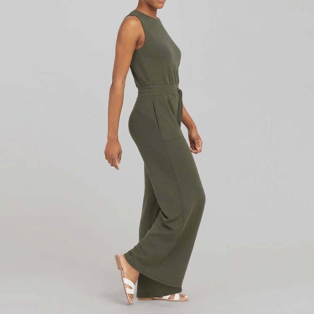 Elegant Jumpsuit – Tailored Fit with Soft Draping - We are MFEO