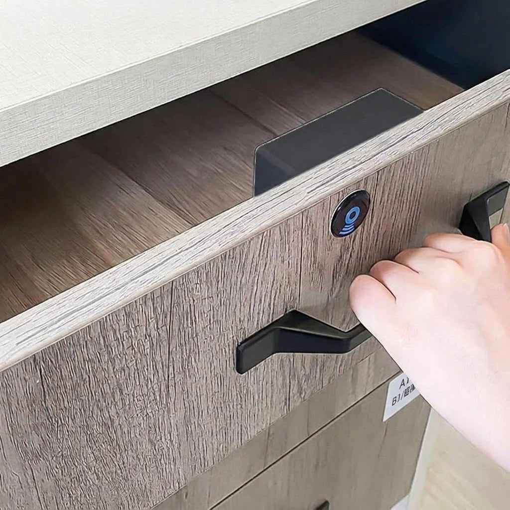 Invisible Magnetic Cabinet Lock for Doors up to 45mm – No-Drill Installation with Key and Card Access - We are MFEO