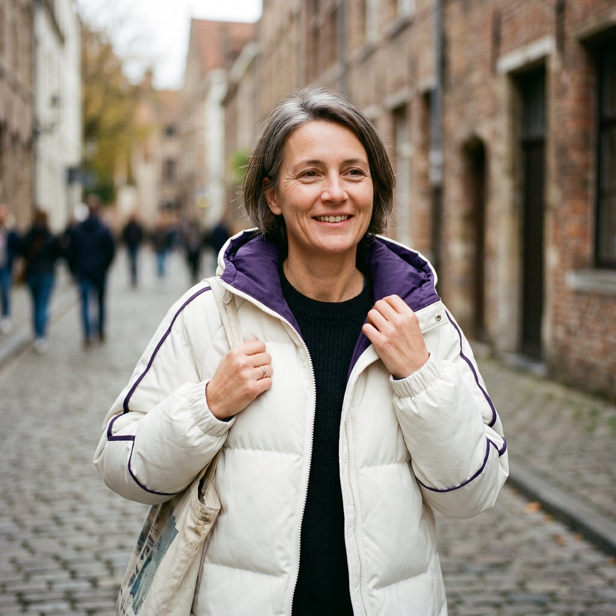 Unisex Insulated Hooded Puffer Parka – Warm Winter Outerwear for Casual and Outdoor Use - We are MFEO