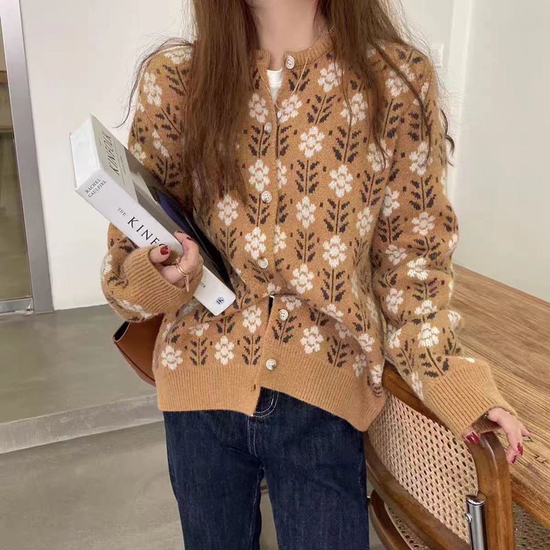 Women's Cardigan with Floral Pattern – Button-Up, Relaxed Fit - We are MFEO