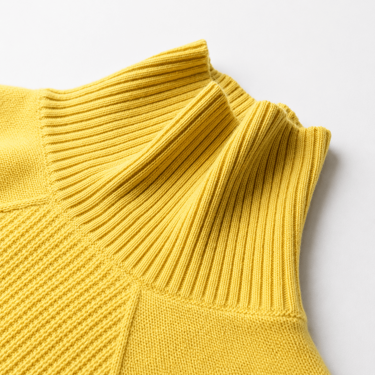 Women's Cashmere Turtleneck Sweater – Soft and Warm for Autumn/Winter - We are MFEO