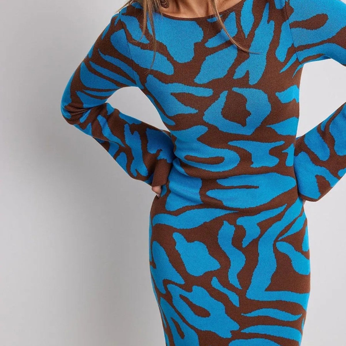 Women's Maxi Dress with Long Sleeves – Abstract Jacquard Print - We are MFEO