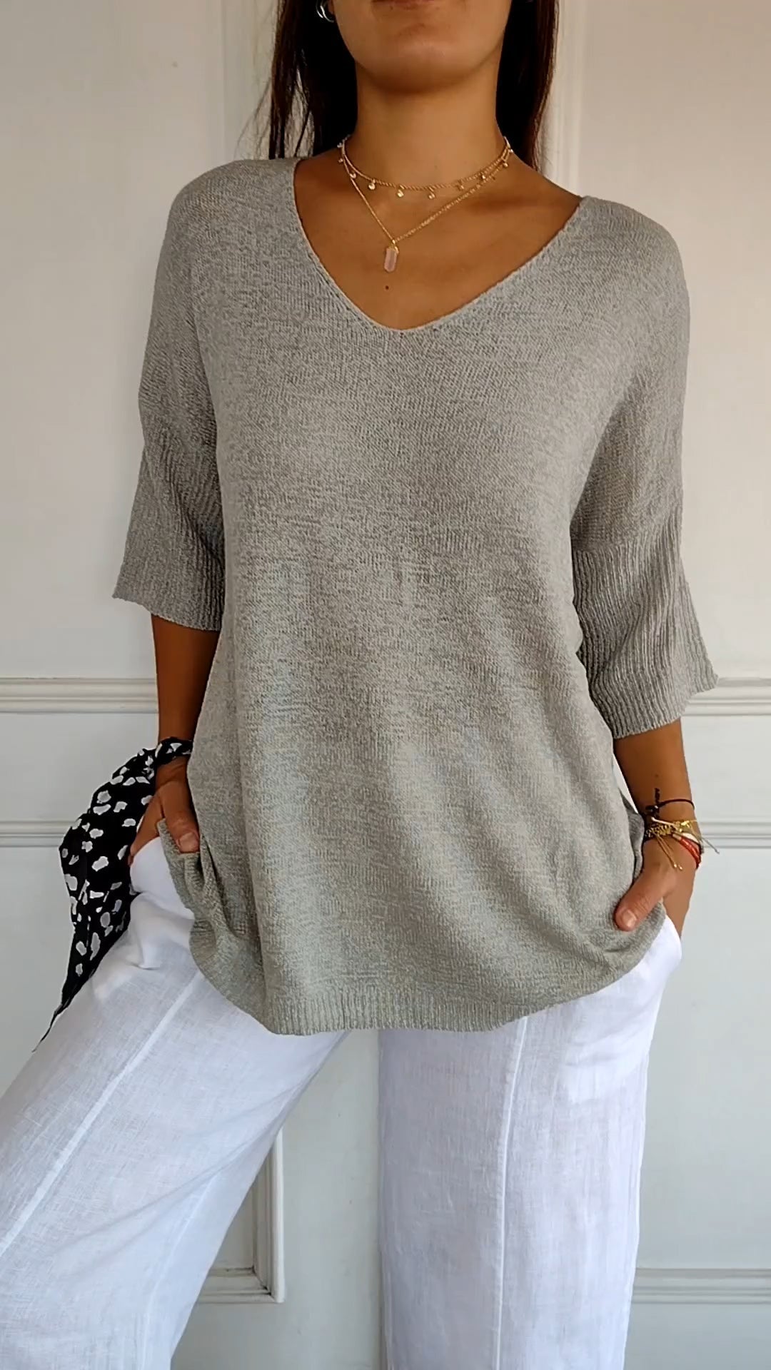 Women's V-Neck Pullover Top – Relaxed Fit Casual Style for Everyday Wear - We are MFEO