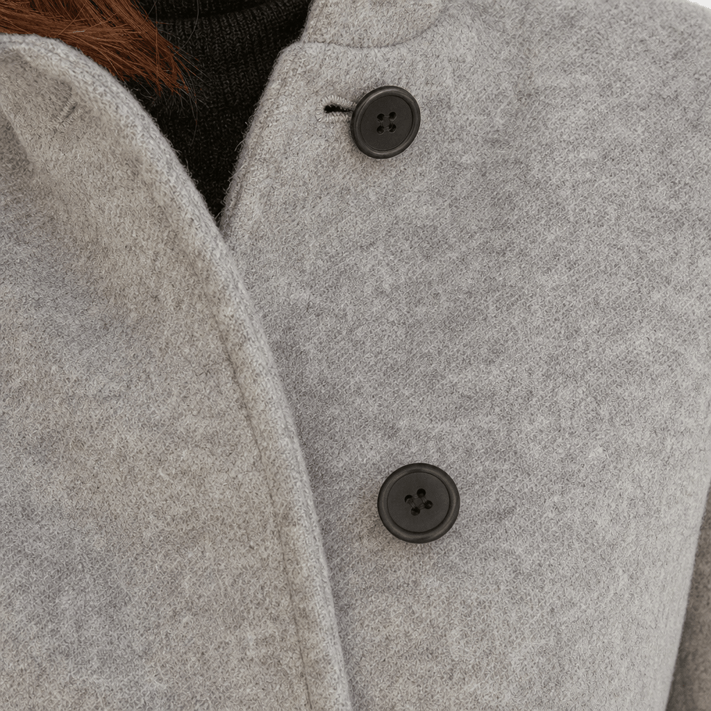 Women's Winter Coat – Structured Design for Everyday Elegance and Comfort - We are MFEO