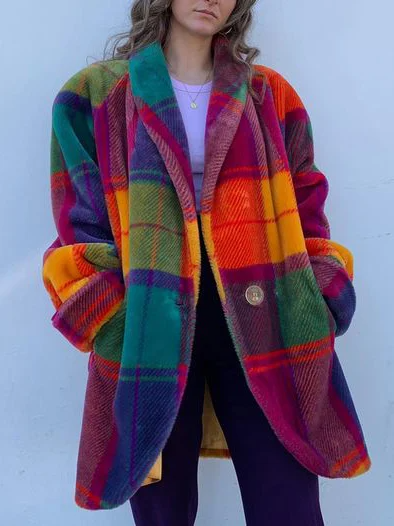 Women's Wool Coat for Winter – Oversized Plaid Design for Warmth and Versatile Style - We are MFEO